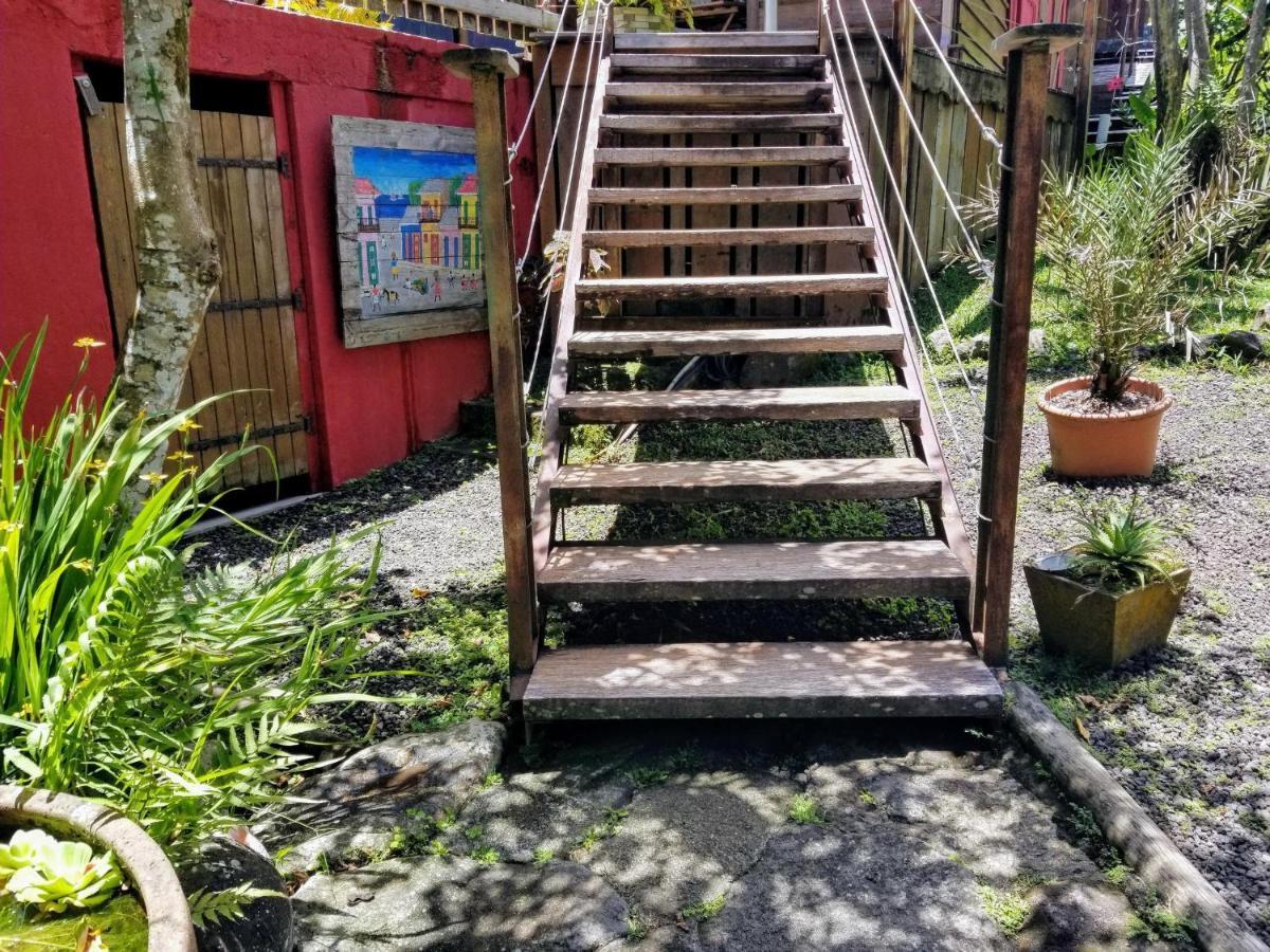 Les Bananes Vertes Ecolodges Saint-Claude Exterior photo